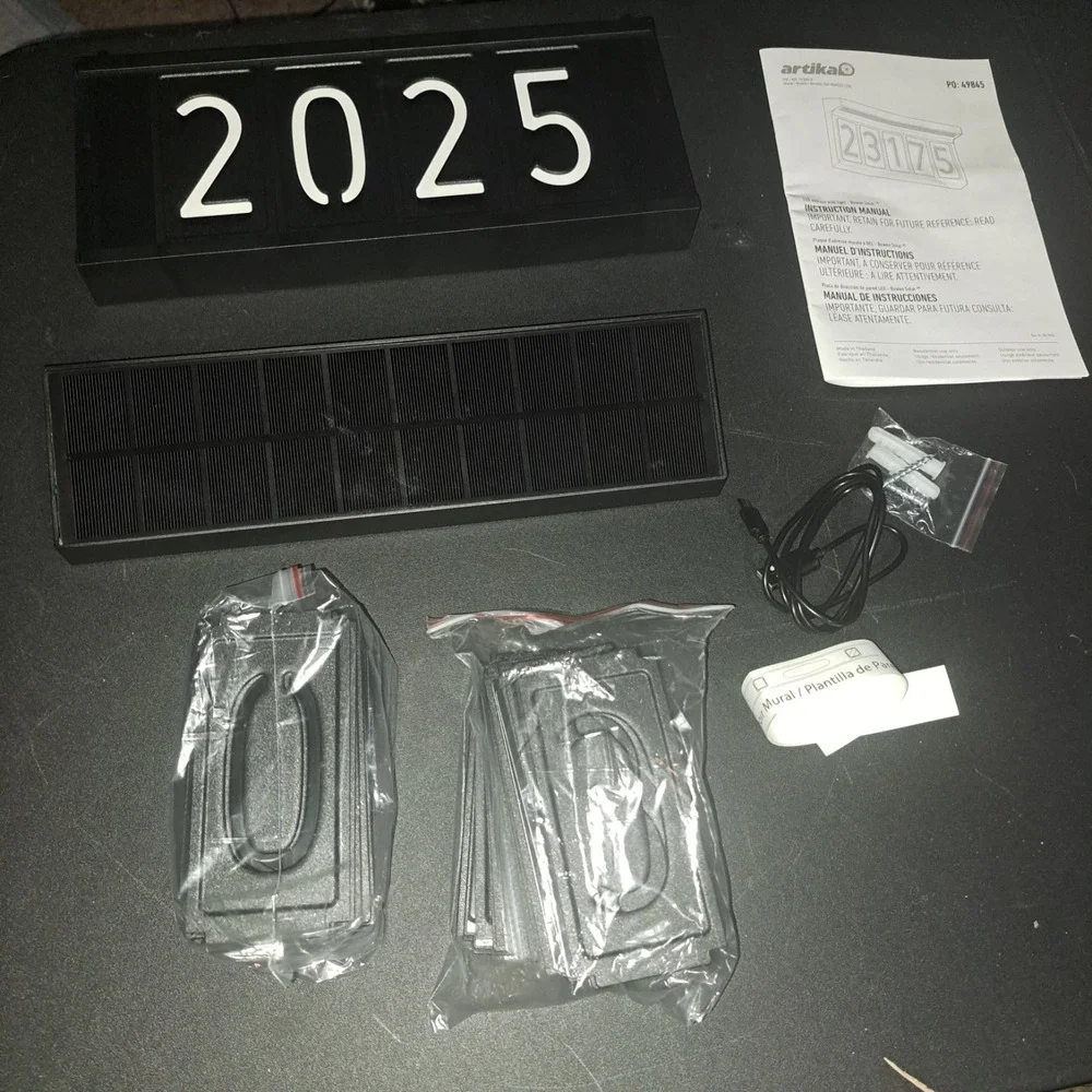 Artika Bowen Solar LED Address Wall Light Dusk-to-Dawn Black 100 Lumens Fast